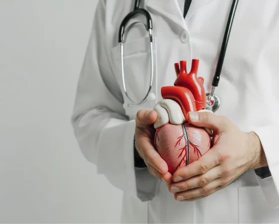 Dr. Victor Alexander Muñoz López — Cardiología y Electrofisiología Cardíaca